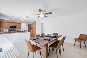9602 NW 8th Cir, Plantation, FL 33324 - Photo 16