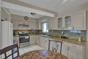 3811 NW 174th St, Miami Gardens, FL 33055 - Photo 6