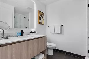 398 NE 5th St, Miami, FL 33132 - Photo 8