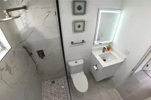 2406 Marathon Ln, Fort Lauderdale, FL 33312 - Photo 32