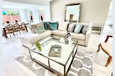 2406 Marathon Ln, Fort Lauderdale, FL 33312 - Photo 4