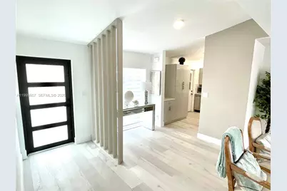 2406 Marathon Ln, Fort Lauderdale, FL 33312 - Photo 2