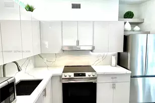 2406 Marathon Ln, Fort Lauderdale, FL 33312 - Photo 12