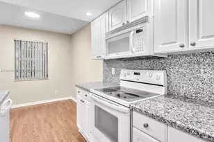 620 Tennis Club Dr, Fort Lauderdale, FL 33311 - Photo 6