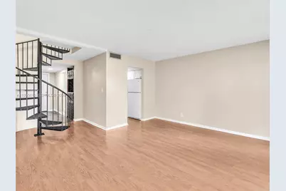 620 Tennis Club Dr #306, Fort Lauderdale, FL 33311 - Photo 10
