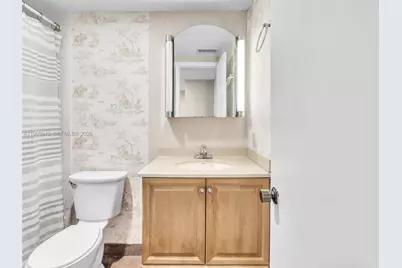 620 Tennis Club Dr #306, Fort Lauderdale, FL 33311 - Photo 26