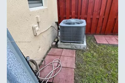 2402 NE 41st Pl, Homestead, FL 33033 - Photo 26