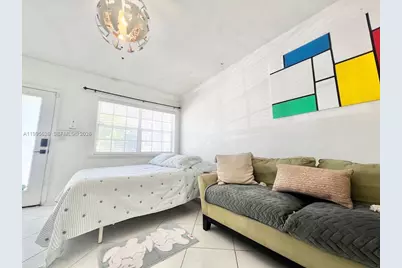 330 74th St #5, Miami Beach, FL 33141 - Photo 10
