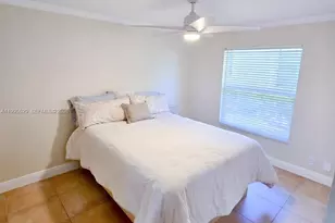 2723 E Abiaca Cir, Davie, FL 33328 - Photo 30