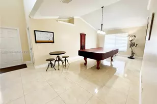 2723 E Abiaca Cir, Davie, FL 33328 - Photo 8