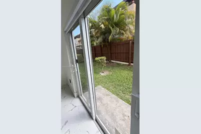 8660 NW 5th Ter #15-108, Miami, FL 33126 - Photo 20