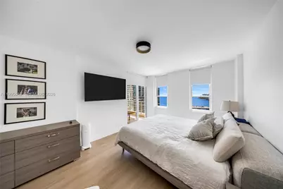 701 Brickell Key Blvd #1112, Miami, FL 33131 - Photo 6