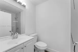 17570 SW 142nd Ct, Miami, FL 33177 - Photo 14