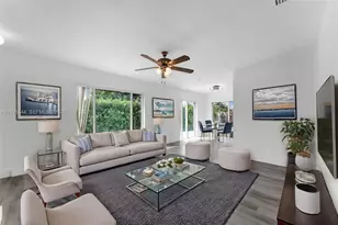 17570 SW 142nd Ct, Miami, FL 33177 - Photo 4