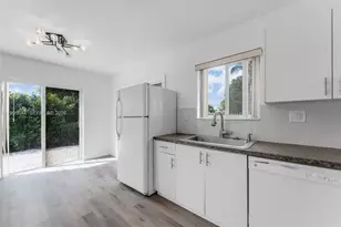 17570 SW 142nd Ct, Miami, FL 33177 - Photo 8