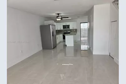 550 SW 115th Ave #405H, Sweetwater, FL 33174 - Photo 4