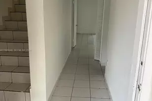 805 W 79th Pl, Hialeah, FL 33014 - Photo 12