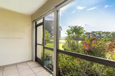 9820 S Hollybrook Lake Dr #106, Pembroke Pines, FL 33025 - Photo 1