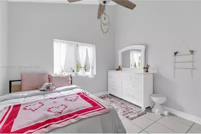 2426 NW 108th Ter, Sunrise, FL 33322 - Photo 22