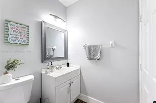 1013 NE 42nd Ave, Homestead, FL 33033 - Photo 8