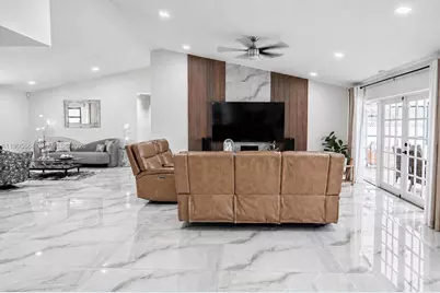 8253 NW 2nd Ct, Coral Springs, FL 33071 - Photo 4