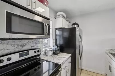 9930 Twin Lakes Dr #7-L, Coral Springs, FL 33071 - Photo 14