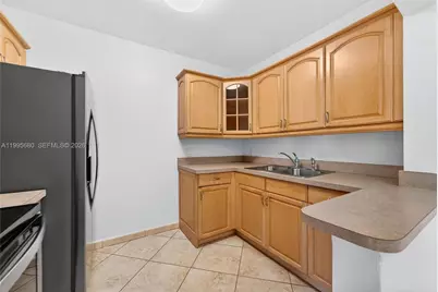 6447 SW 10th St #., West Miami, FL 33144 - Photo 14