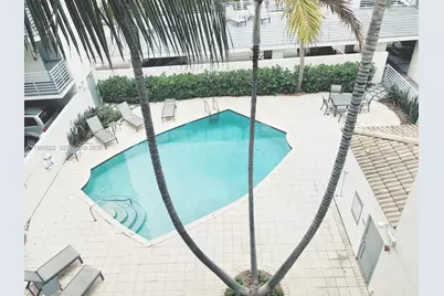 1401 Bay Rd #412, Miami Beach, FL 33139 - Photo 2