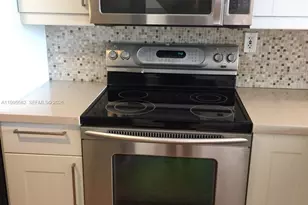 1401 Bay Rd, Miami Beach, FL 33139 - Photo 6