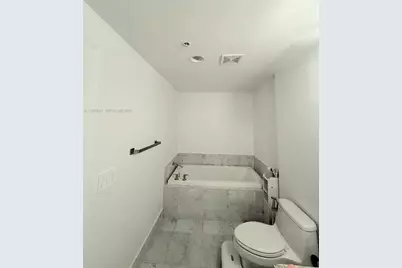 244 Biscayne Blvd #3206, Miami, FL 33132 - Photo 12