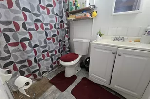 3600 NW 21st St, Lauderdale Lakes, FL 33311 - Photo 8