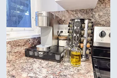174 NE 55th St #1, Miami, FL 33137 - Photo 8
