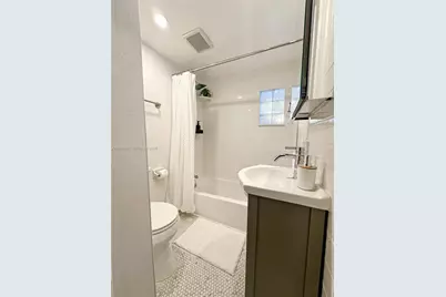 174 NE 55th St #1, Miami, FL 33137 - Photo 16