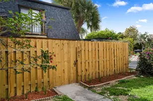 13993 SW 94th Cir Ln, Miami, FL 33186 - Photo 2