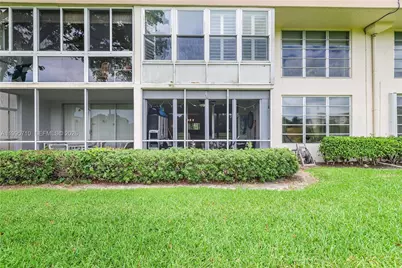 3301 S Palm Aire Dr #106, Pompano Beach, FL 33069 - Photo 14