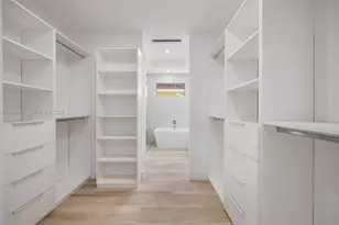 3162 Plaza St, Coconut Grove, FL 33133 - Photo 14