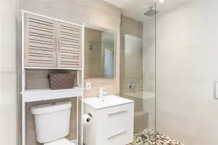 820 Euclid Ave, Miami Beach, FL 33139 - Photo 6