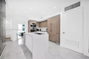455 NE 39th St, Miami, FL 33137 - Photo 2