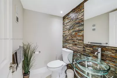 618 Euclid Ave #204, Miami Beach, FL 33139 - Photo 18