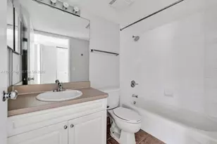 520 SE 5th Ave, Fort Lauderdale, FL 33301 - Photo 18