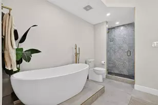 1000 Island Bl, Aventura, FL 33160 - Photo 24