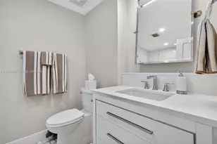 1000 Island Bl, Aventura, FL 33160 - Photo 32