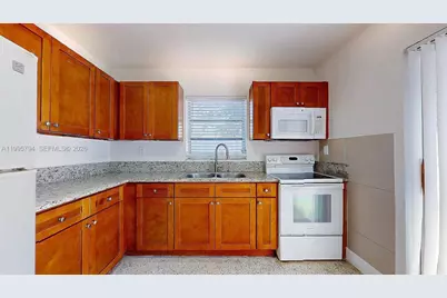 2436 NW 11th St #2436, Miami, FL 33125 - Photo 14