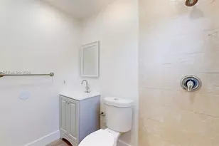 2436 NW 11th St, Miami, FL 33125 - Photo 22