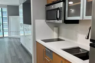 1750 N Bayshore Dr, Miami, FL 33132 - Photo 4