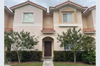 8835 S Isles Cir, Tamarac, FL 33321 - Photo 1