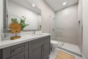 5209 SW 22nd St, West Park, FL 33023 - Photo 24