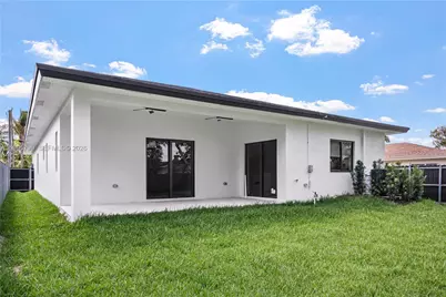 5209 SW 22nd St, West Park, FL 33023 - Photo 32