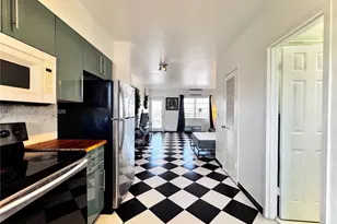 851 Meridian Ave, Miami Beach, FL 33139 - Photo 2