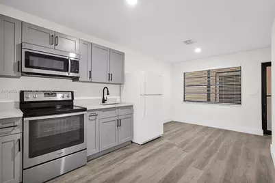 1730 Acapulco Dr #3B, Miramar, FL 33023 - Photo 4